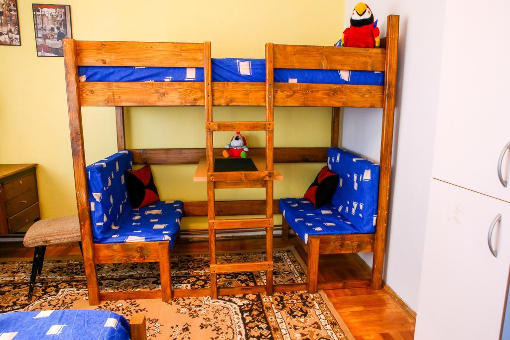 The Comfy Hostel Skopje Room photo