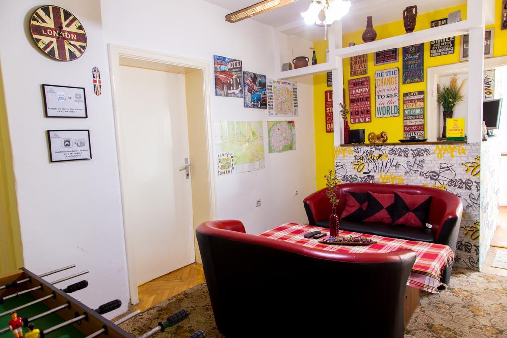 The Comfy Hostel Skopje Exterior photo